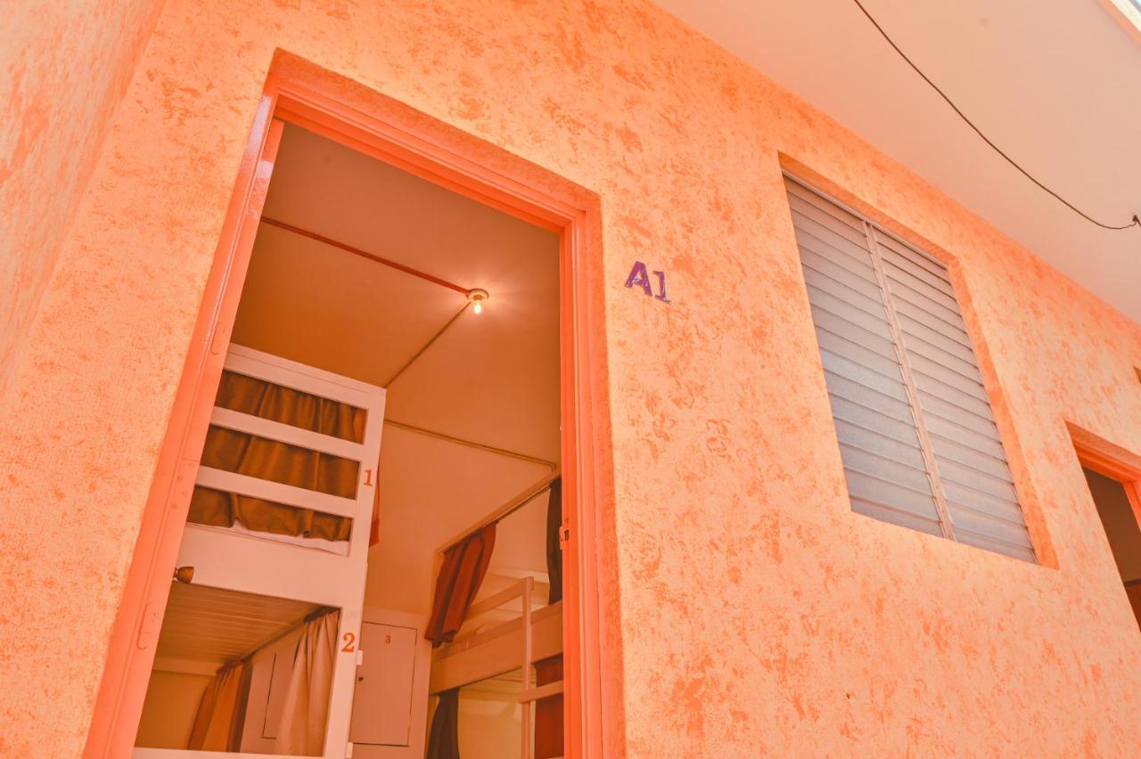Macarena Hostel Flores Kültér fotó